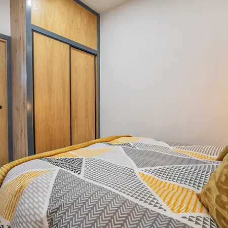 דירה Garesc Lofts