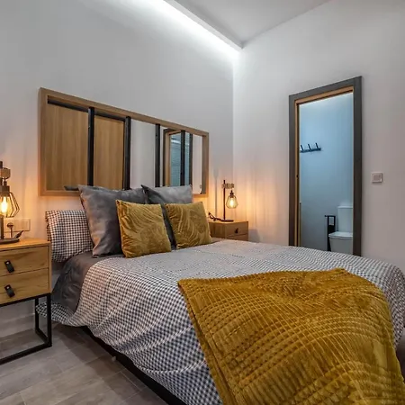 Garesc Lofts Апартаменты *