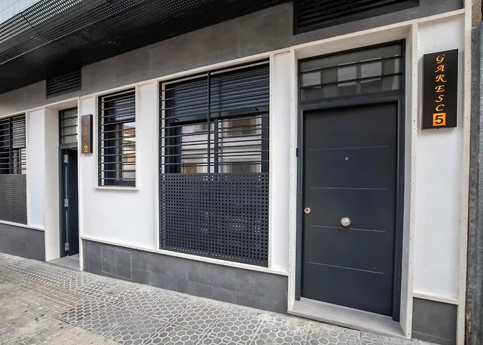 Garesc Lofts Apartmán *