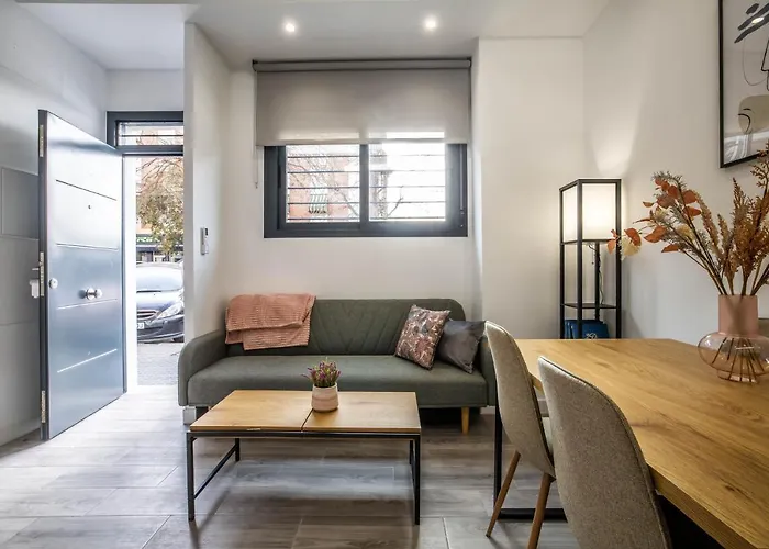 Апартаменти Garesc Lofts *