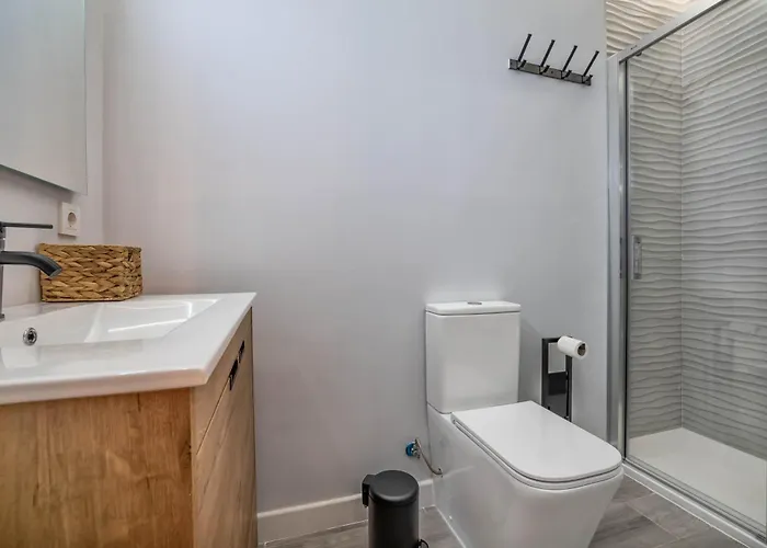 Апартаменти Garesc Lofts *