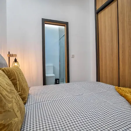 Garesc Lofts *