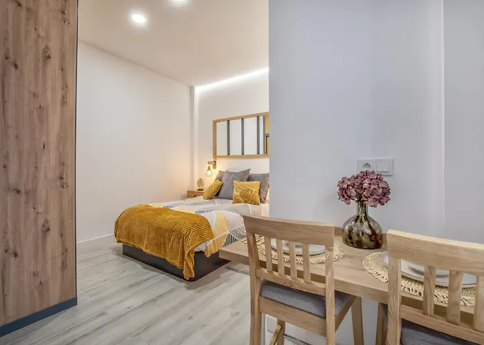 Апартаменты Garesc Lofts *